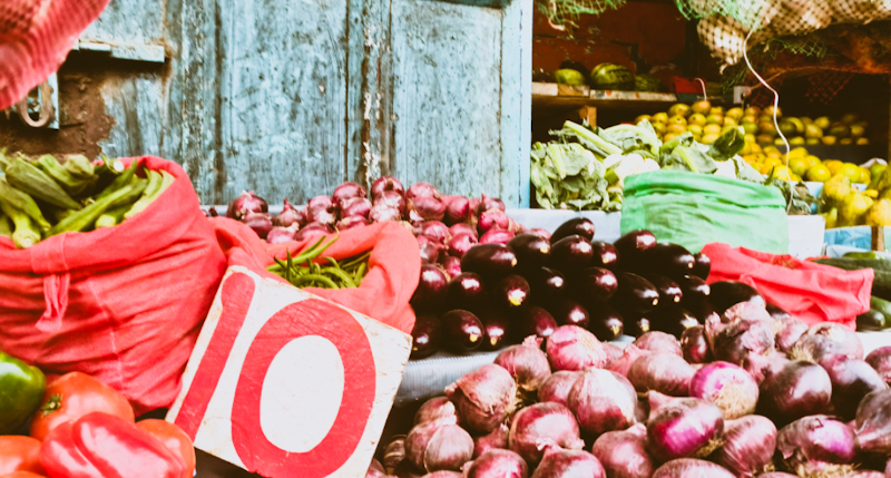 Fruits and vegetables at a food stall. July’s Kenya overall headline inflation was on the decline for the second consecutive month at 4.3% from 4.6%