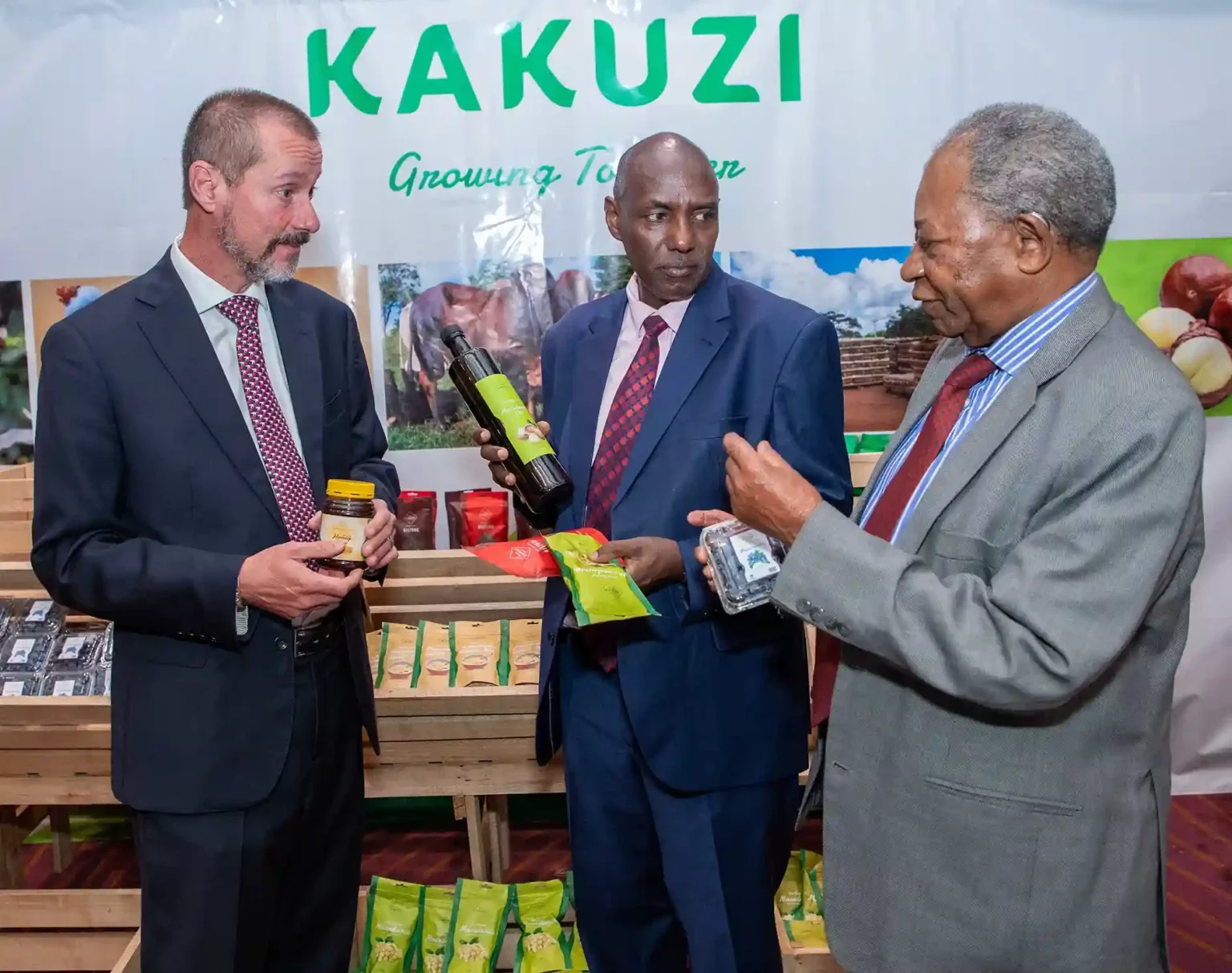 Kakuzi MD Chris Flowers, Principal Secretary Crop Development Phillip Harsama and Kakuzi Chairman Nicholas Ng'ang'a